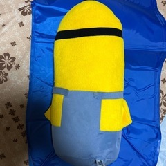 ミニオン　クッション　ぬいぐるみ　約50センチ× 24センチの画像