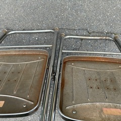 折り畳み椅子　　2つセット価格の画像