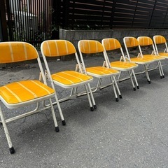 折り畳み椅子　7つセット