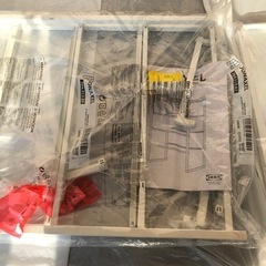 【取引中】未使用　イケア　IKEA ヨナクセル　JONAXEL ホワイト　ラック　収納棚の画像