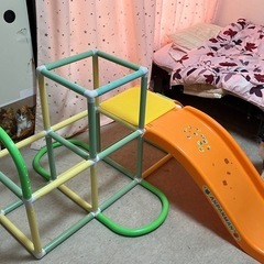 アンパンマンの滑り台