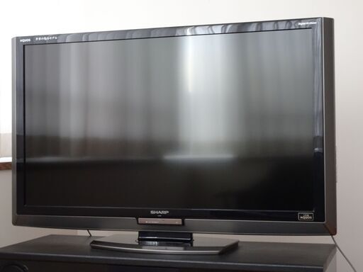 シャープ液晶テレビ　AQUOS LC-52LX1 および AQUOS オーディオ AN-AR410のセット