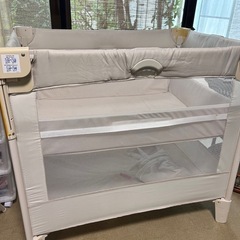 アップリカ　ベビーベッド