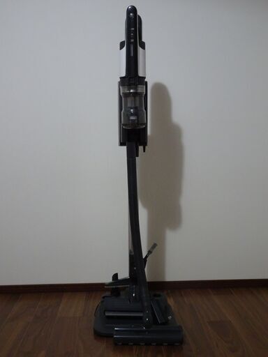 パナソニック　充電式掃除機MC-VGS8000