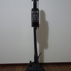 パナソニック　充電式掃除機MC-VGS8000