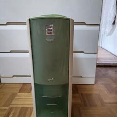 至急  大阪から(12月30日から1月6日まで)シャープ除湿器の画像