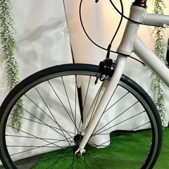 No.184 クロスバイク シオノ バルト AL 700C 外装6段 (スノーホワイト