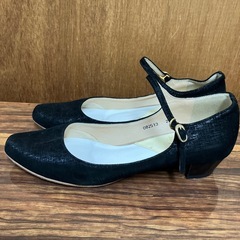 ☆値下げ☆K2408-045 卑弥呼 ストラップパンプス ブラック ローヒール サイズ:23cキズ汚れ有りの画像