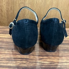 ☆値下げ☆K2408-045 卑弥呼 ストラップパンプス ブラック ローヒール サイズ:23cキズ汚れ有りの画像