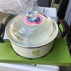 NO：1708 玉付きホーロ鍋　　未使用品‼️