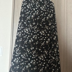花柄スカート Lサイズの画像