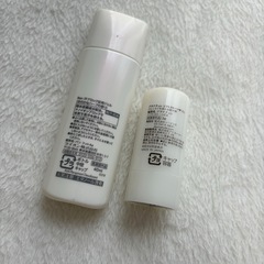 日焼け止め制汗剤などの画像