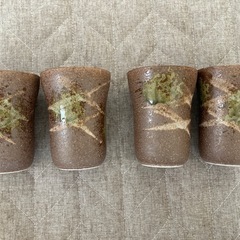 陶器コップ4個セットの画像