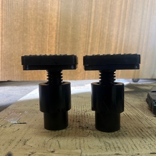 ビシャモン リフトアタッチメント 新型 ④ 足ゲタ 2個セット 車整備 /ガード付き/車両/工場/リフト用フレーム/柱リフト/カーメンテナンス/フレームパッド