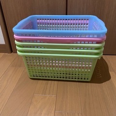 プラスチックカゴ　５個