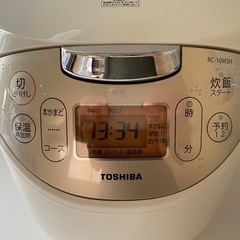 TOSHIBA 東芝 ジャー炊飯器 RC-10MSH ホワイト 5.5合炊き 1.0L しゃもじ付き 2016年製 動作品の画像