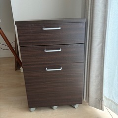 引き出し収納　キャビネット