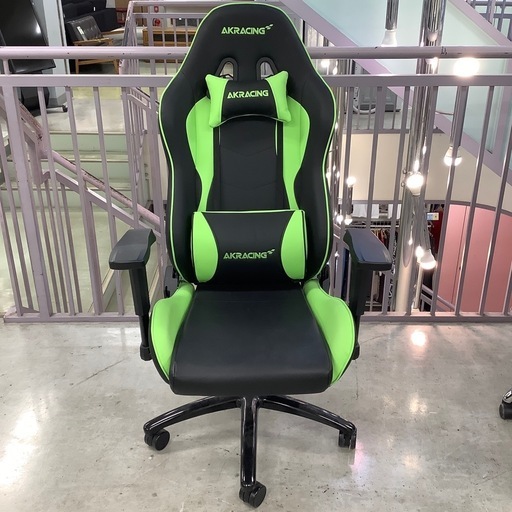 AKRACINGゲーミングチェア