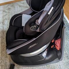 Combi ネルーム チャイルドシートの画像