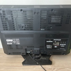 HITACHI 32インチ　テレビの画像