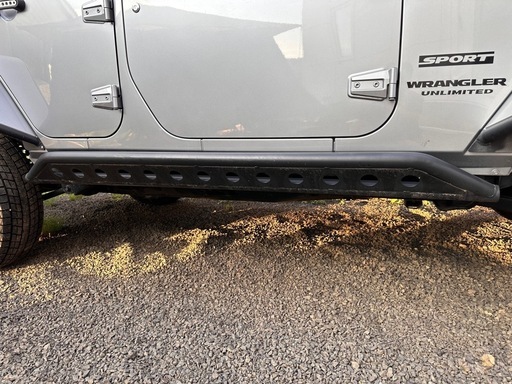 jkラングラー サイドステップ