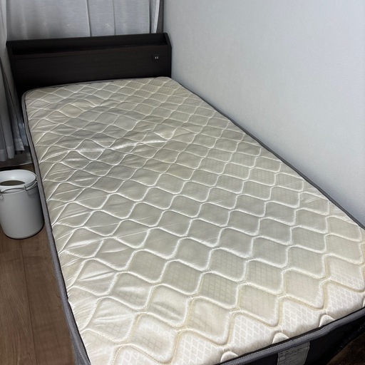 シングルベッド ニトリ マットレス付き
