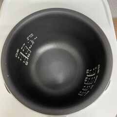 TOSHIBA 炊飯器　IHジャー　RC-5XL 2017年製の画像