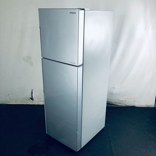 ID:rg219234 【自社配送エリア内限定】日立 HITACHI 冷蔵庫 一人暮らし 中古 2017年製 2ドア 225L シルバー ファン式 右開き R-23GA(S)  【リユース品：状態C】【送料無料】【設置費用無料】