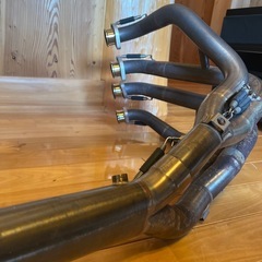 隼2型フルエキマフラーの画像