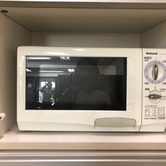 電子レンジ、コーヒーメーカー、電気ポット差し上げます。の画像