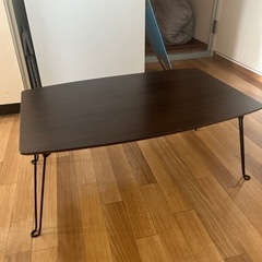 折りたたみ机