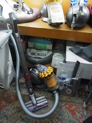 セール中につき、通常特価9,878円より20％引きの7,902円!　【32】Dyson　ダイソン　キャニスター掃除機　DC48　タービンヘッド　電気掃除機