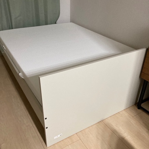 美品！ダブルベットIKEA 2023年11月製　高反発マットレス付属　3ヶ月使用
