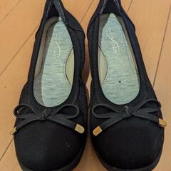 黒パンプス22.5センチ