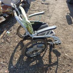 小型の車椅子
