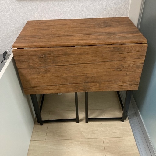 美品！折りたたみデスクパソコン机