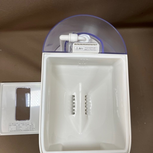 2023年製　Panasonic 自動計量IH炊飯器 SR-AX1-W