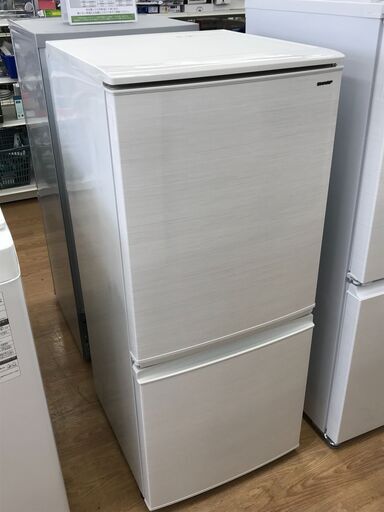 ★ジモティ割あり★ SHARP 　冷蔵庫　137L　年式2018　 動作確認／クリーニング済み KJ5815