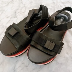 サンダル  ZARA  レディース