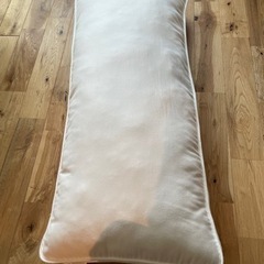 ニトリ　セミロング枕