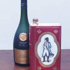お酒　18本　まとめ売り★ブランデー2本　焼酎・泡盛4本　紹興酒等2本　ウイスキー1本　リキュール2本　ワイン7本☆泡盛陶器空瓶1個の画像