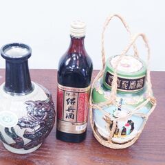 お酒　18本　まとめ売り★ブランデー2本　焼酎・泡盛4本　紹興酒等2本　ウイスキー1本　リキュール2本　ワイン7本☆泡盛陶器空瓶1個の画像