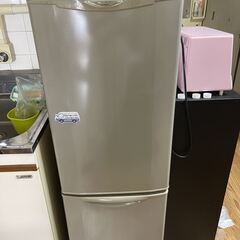 日立　145L　冷蔵庫