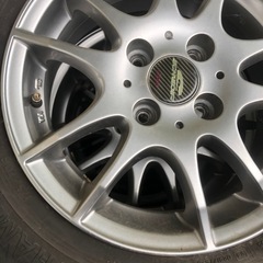 アルミホイルとタイヤ