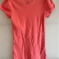 Tシャツ2枚、キャミソール1枚の画像