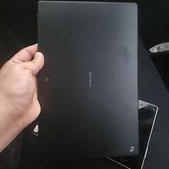 Androidタブレット、arrowsスマホの画像