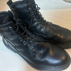 鉄板入りブーツ