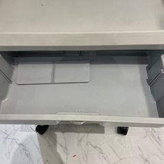 エステ ワゴン 収納 3段の画像