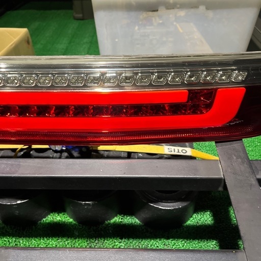 アトレー　ダイハツ　S321 前期　中期　後期LEDテールハイマウントはないです　　　　