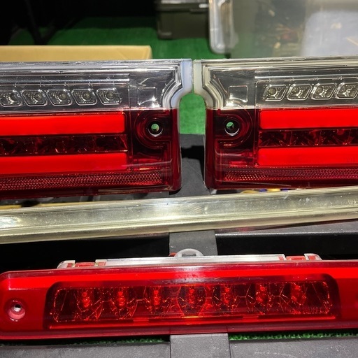 アトレー　ダイハツ　S321 前期　中期　後期LEDテールハイマウントはないです　　　　